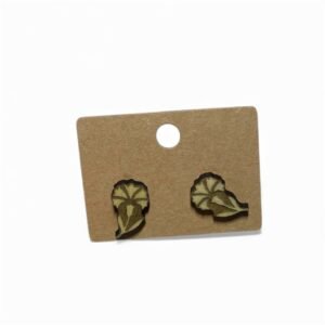 Leseni uhani nagelj večji