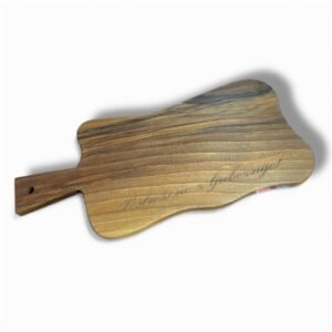 Rezalna deska z ročajem in napisom– oreh