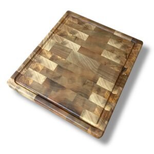 End Grain – beljava oreha